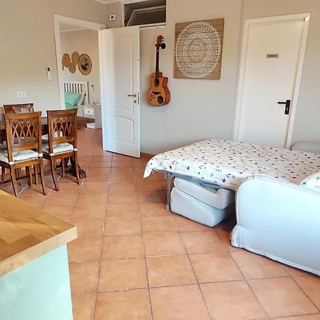 Almarea, A House Between The Sea And Olive Trees Apartman Imperia