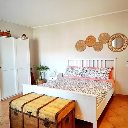 Almarea, A House Between The Sea And Olive Trees Apartman *