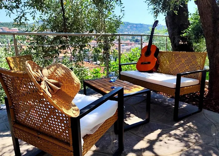 アパート Almarea, A House Between The Sea And Olive Trees