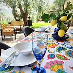 Almarea, A House Between The Sea And Olive Trees 아파트