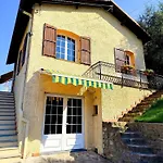 Apartamento Almarea, A House Between The Sea And Olive Trees Imperia