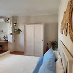 Almarea, A House Between The Sea And Olive Trees