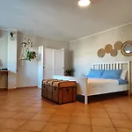 Almarea, A House Between The Sea And Olive Trees 아파트