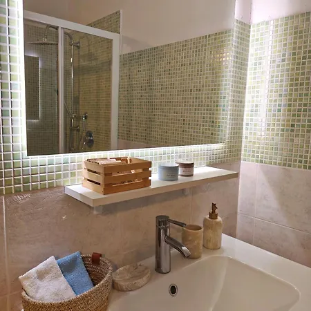 Almarea, A House Between The Sea And Olive Trees Apartman *