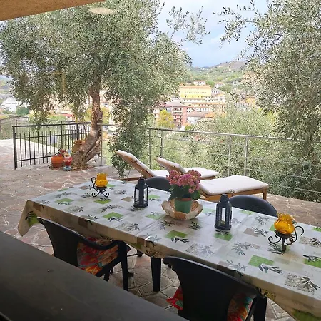 Almarea, A House Between The Sea And Olive Trees Апартаменты