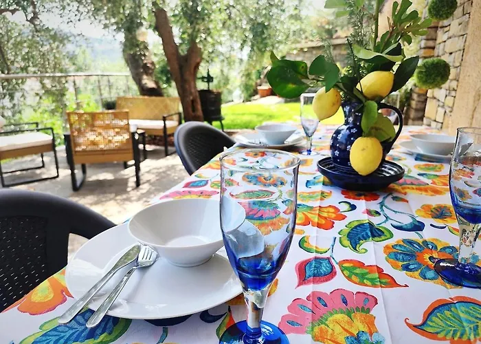 Almarea, A House Between The Sea And Olive Trees Апартаменты
